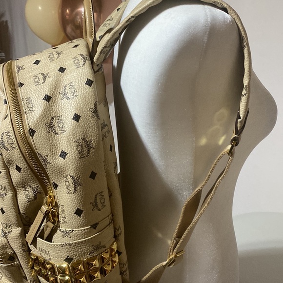 MCM backpack - Picture 6 of 12